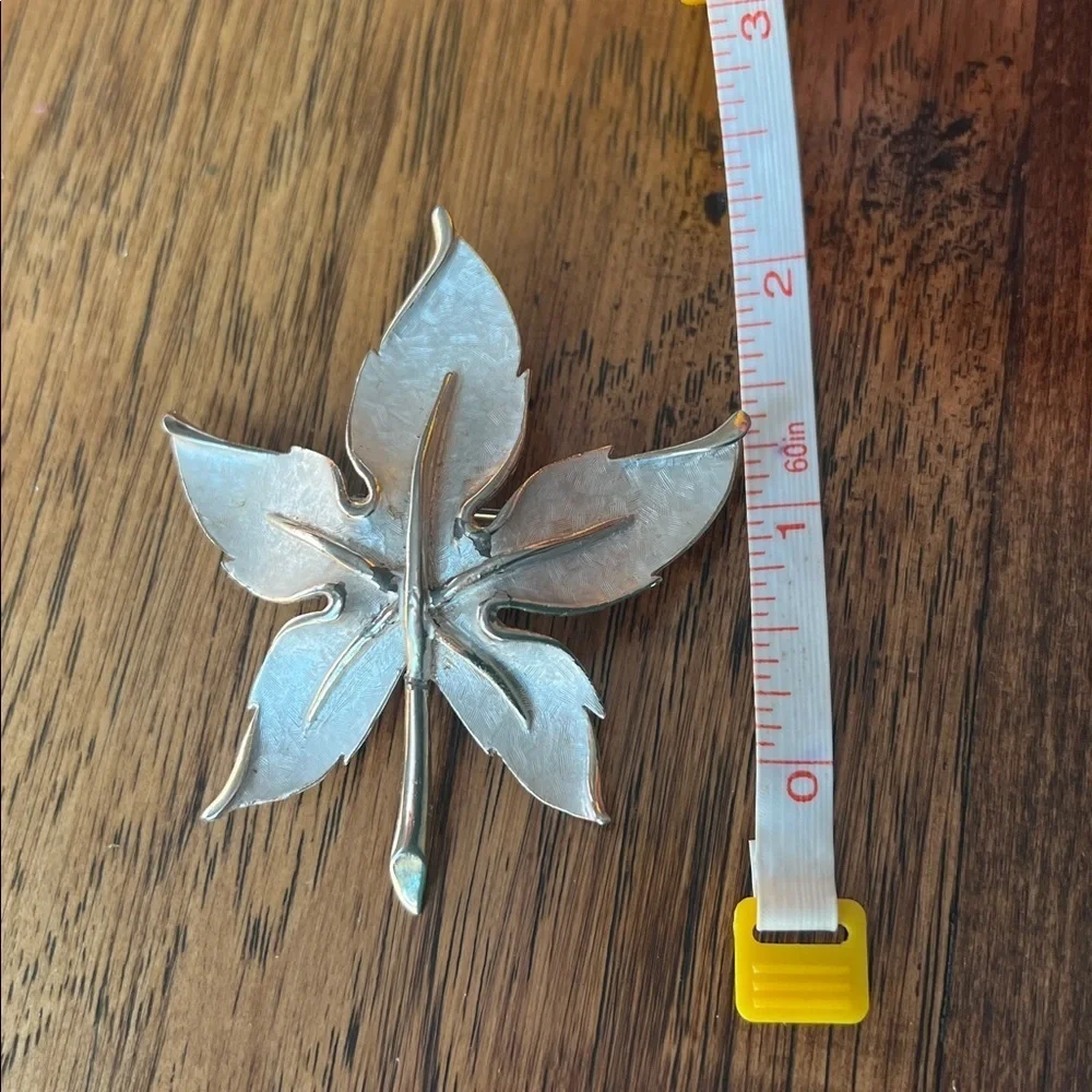 Pastelli Vintage Brushed Silver Maple Tree Leaf Pin Brooch Gold Trim